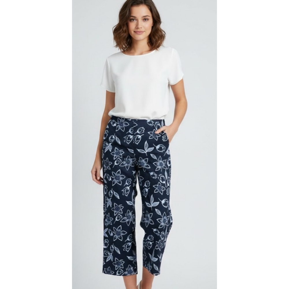 Willi Smith Navy Pull on Floral pants Size 12